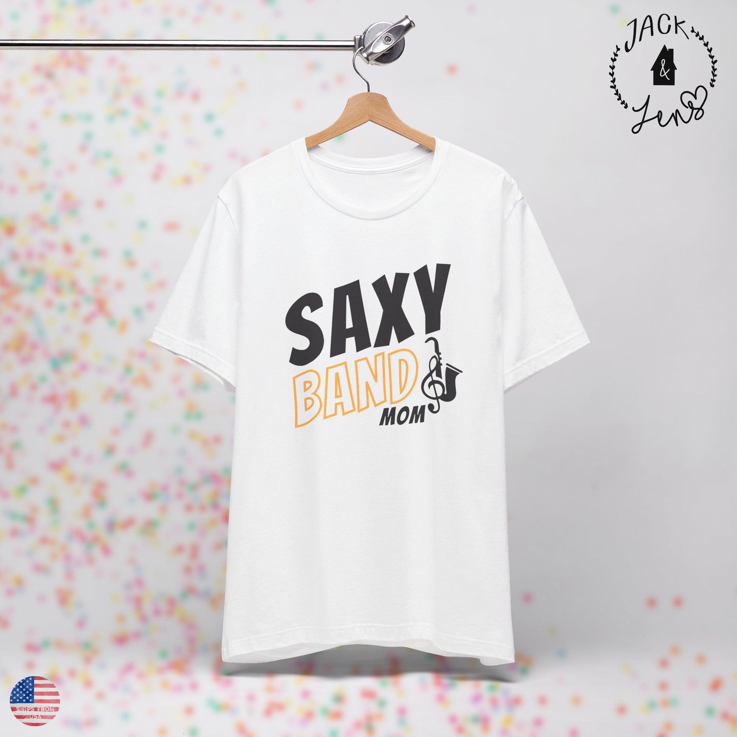 SAXY BAND MOM Tee