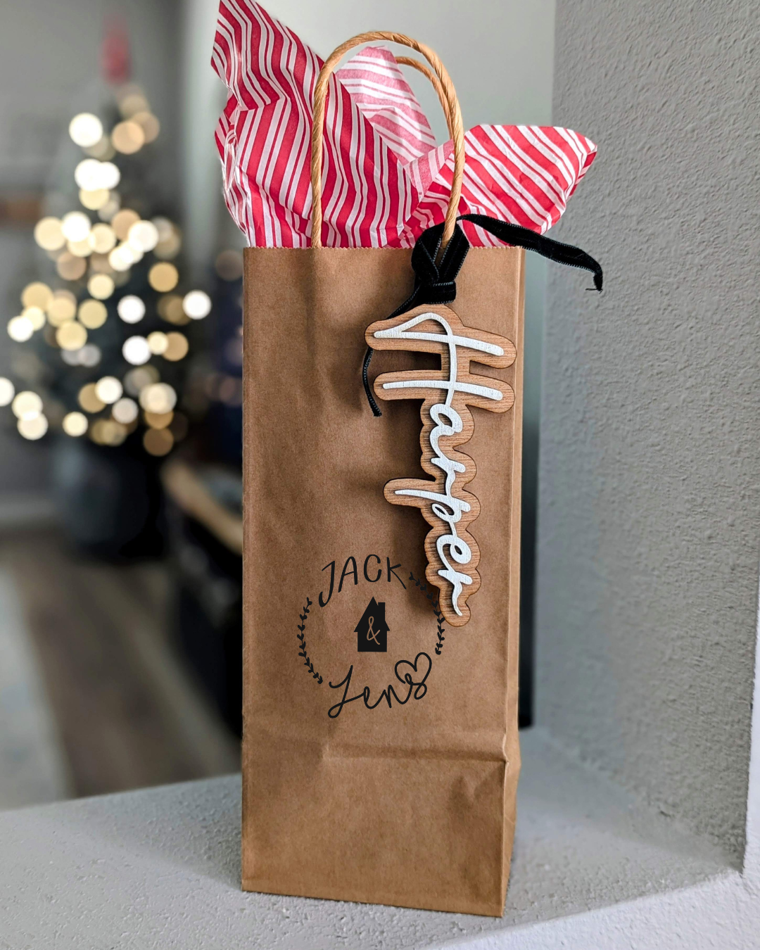 Cursive Offset Name | Holiday Gift Tag