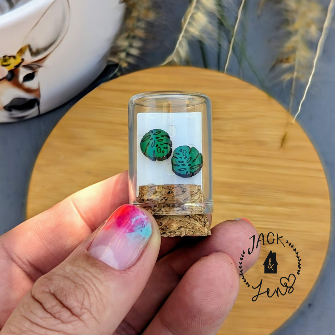 MONSTERA LEAF Stud Earrings